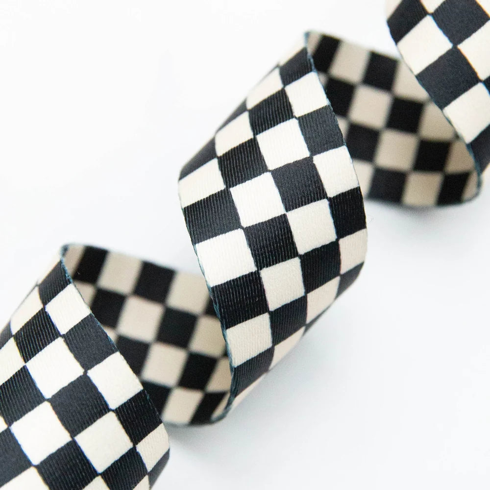 1.5" Checker in Black & Natural Webbing